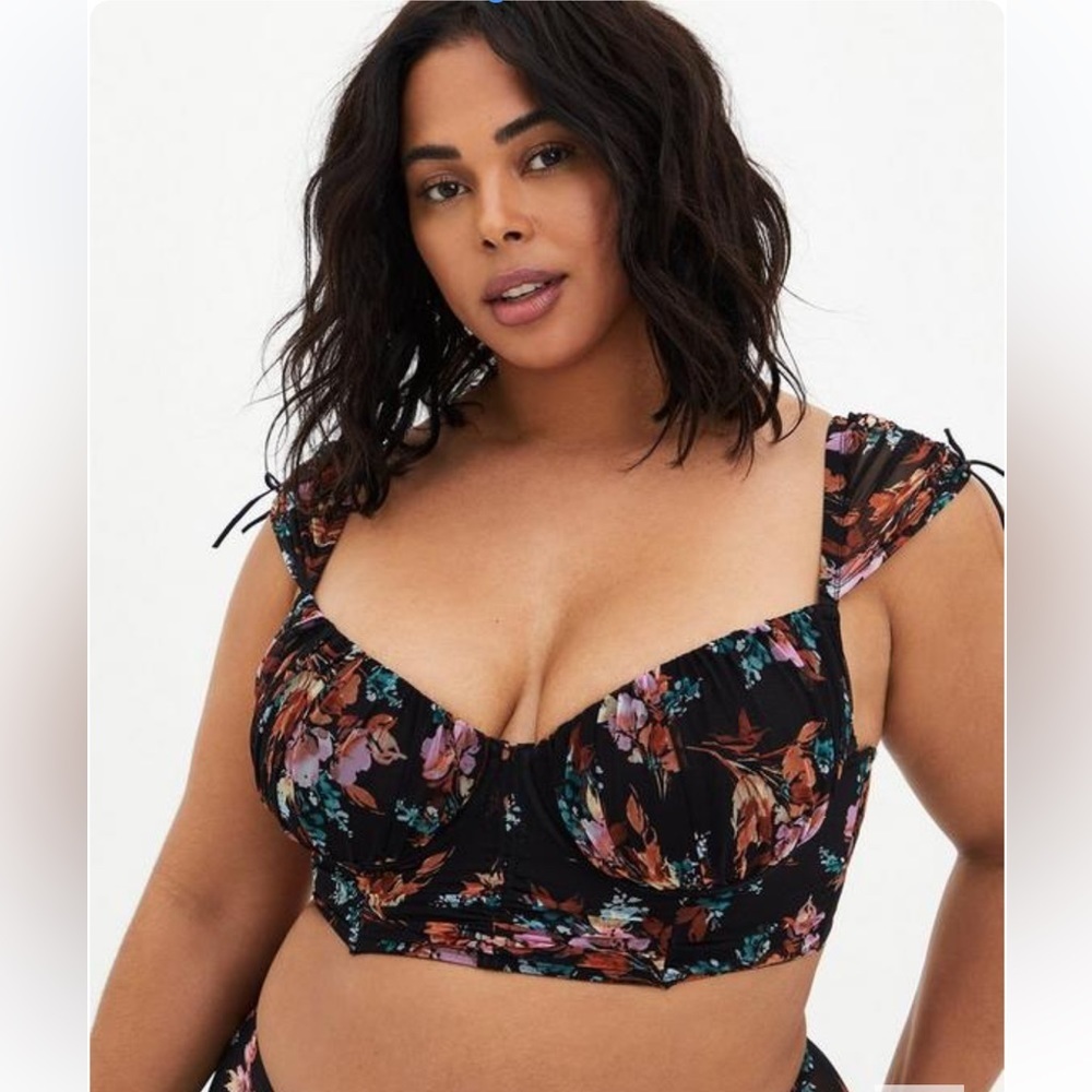Torrid Ruched Mesh Cap Sleeve Underwire Bra Size 0X